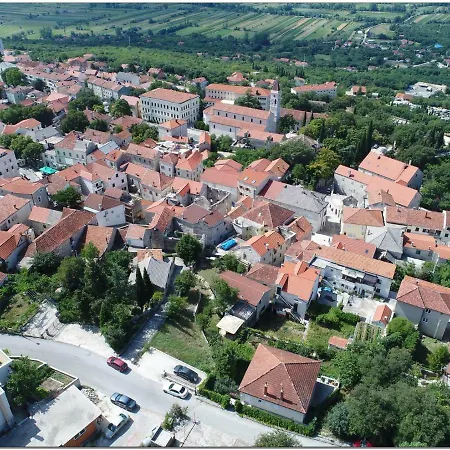 Apartment Tina In Imotski